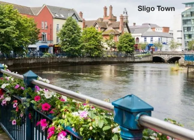 Mountain View * Skreen